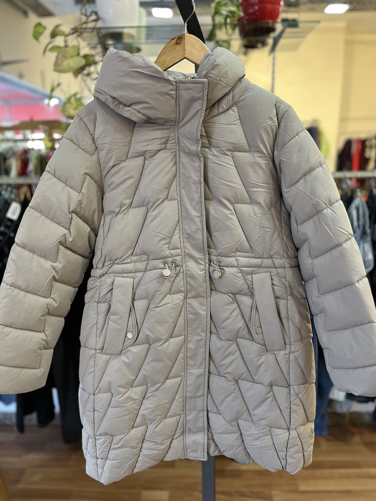 Campera semilarga Asia