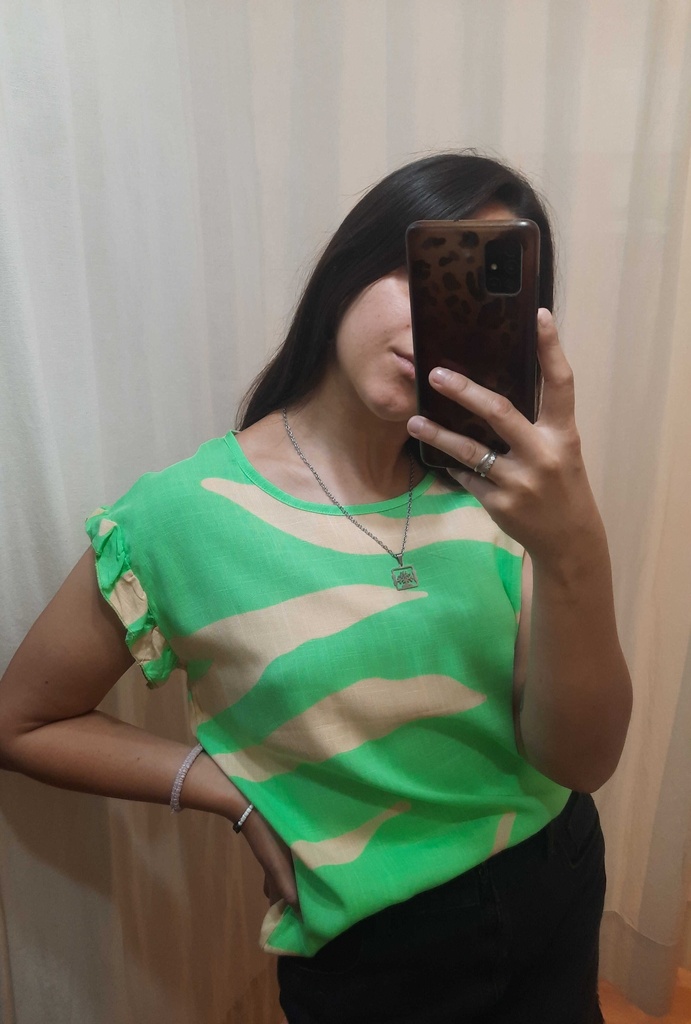 Remera Carla