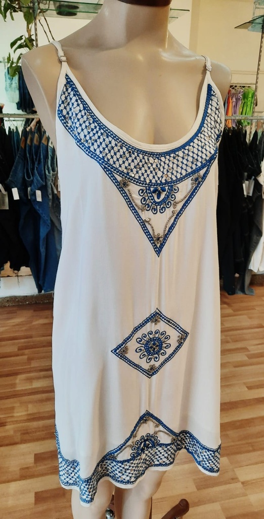 Vestido Bendita con bordado y lentejuelas