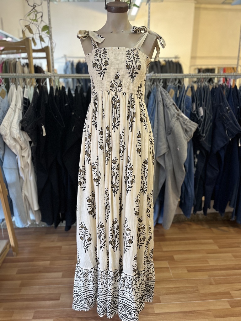 Vestido beige Alcauda 