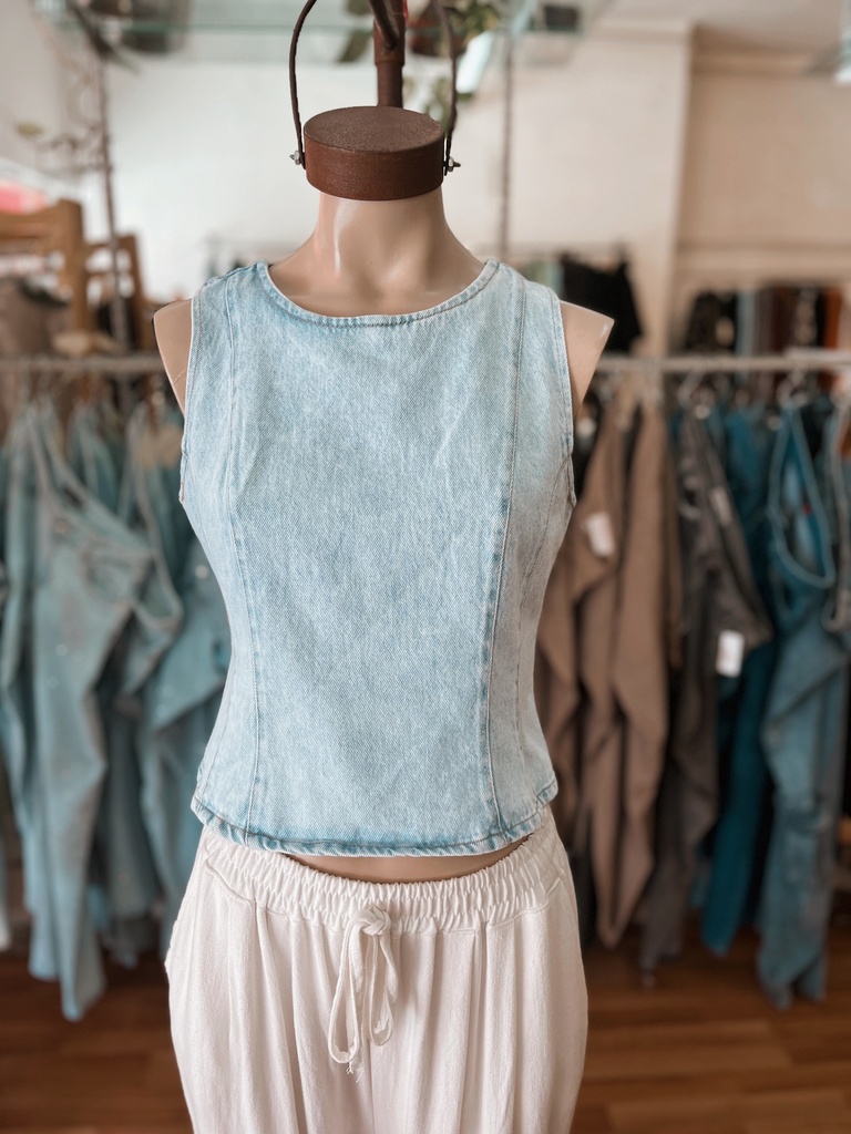 Top denim claro Americano