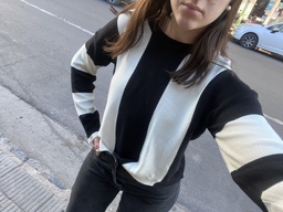 Sweater raya Vertical